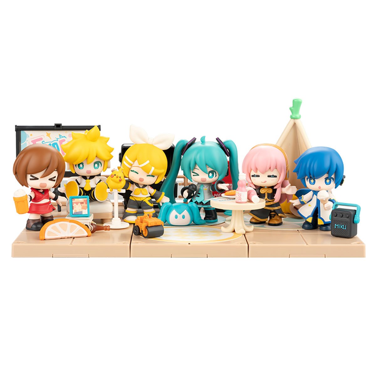 Blokees - Hatsune Miku DaaVibe 01 Terrace Party Playset - One Blind Box